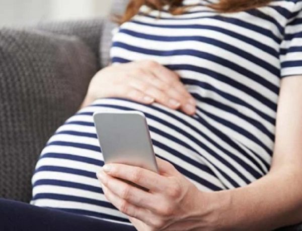 Aplicatii mobile pentru monitorizarea sarcinii la femei