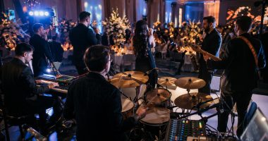 Ce diferență de preț e între o formație de 3 membri și una de 6?